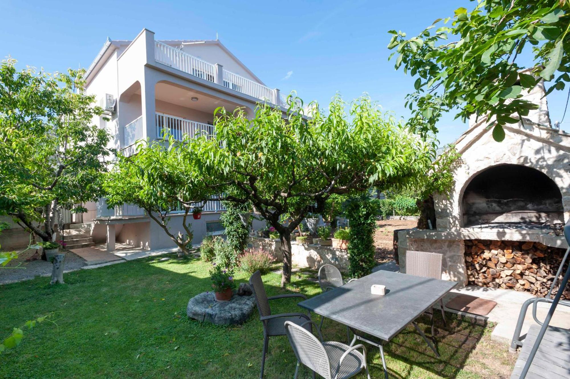 Apartment Sunshine, Sunrise, Sunset Kaštela المظهر الخارجي الصورة