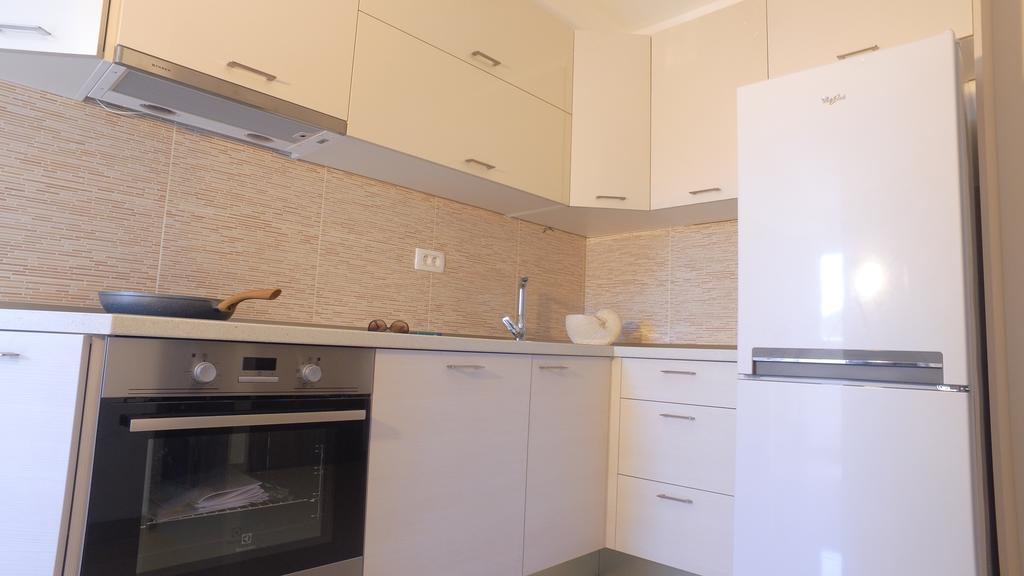 Apartment Sunshine, Sunrise, Sunset Kaštela المظهر الخارجي الصورة