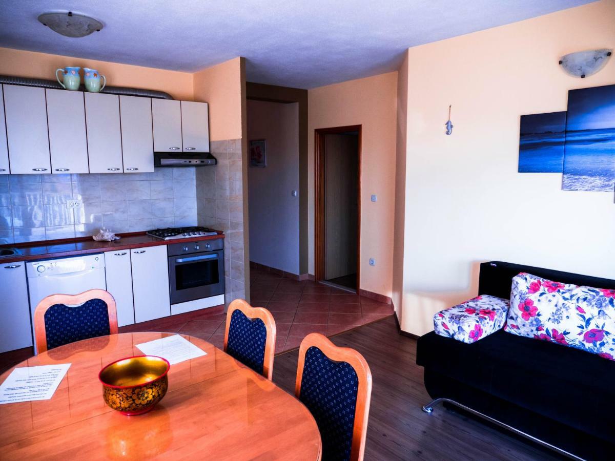Apartment Sunshine, Sunrise, Sunset Kaštela المظهر الخارجي الصورة